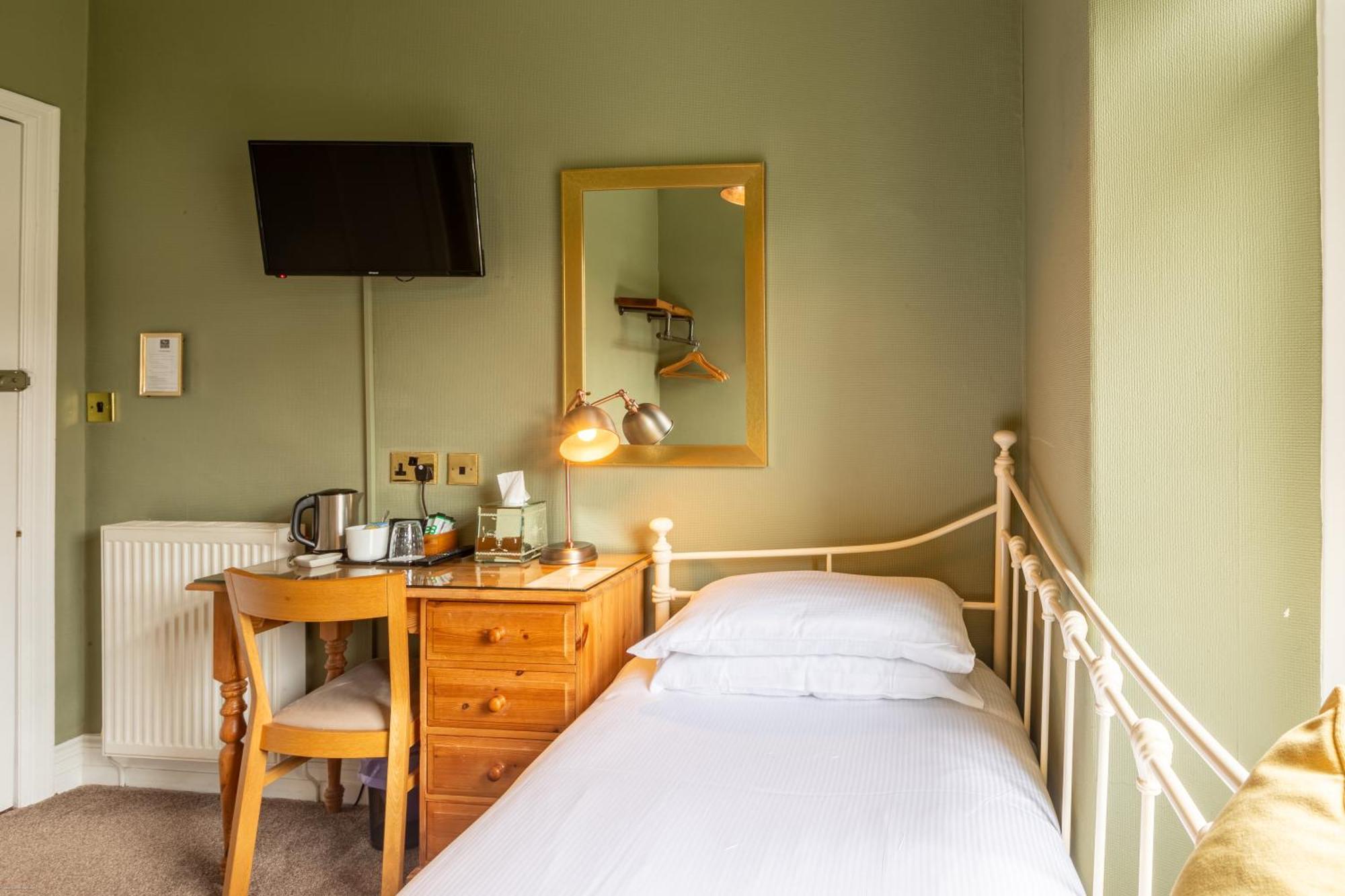 Oakfold House Otel Bowness-on-Windermere Dış mekan fotoğraf